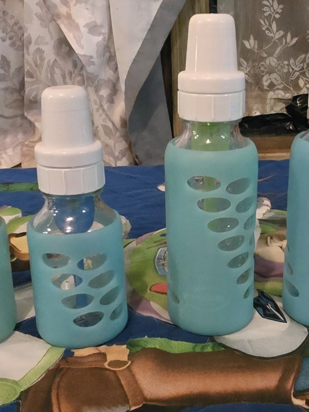 Dr Brown's Glass Bottles 4-8 Oz NON LEAKING Version W/ Silicone Sleeve